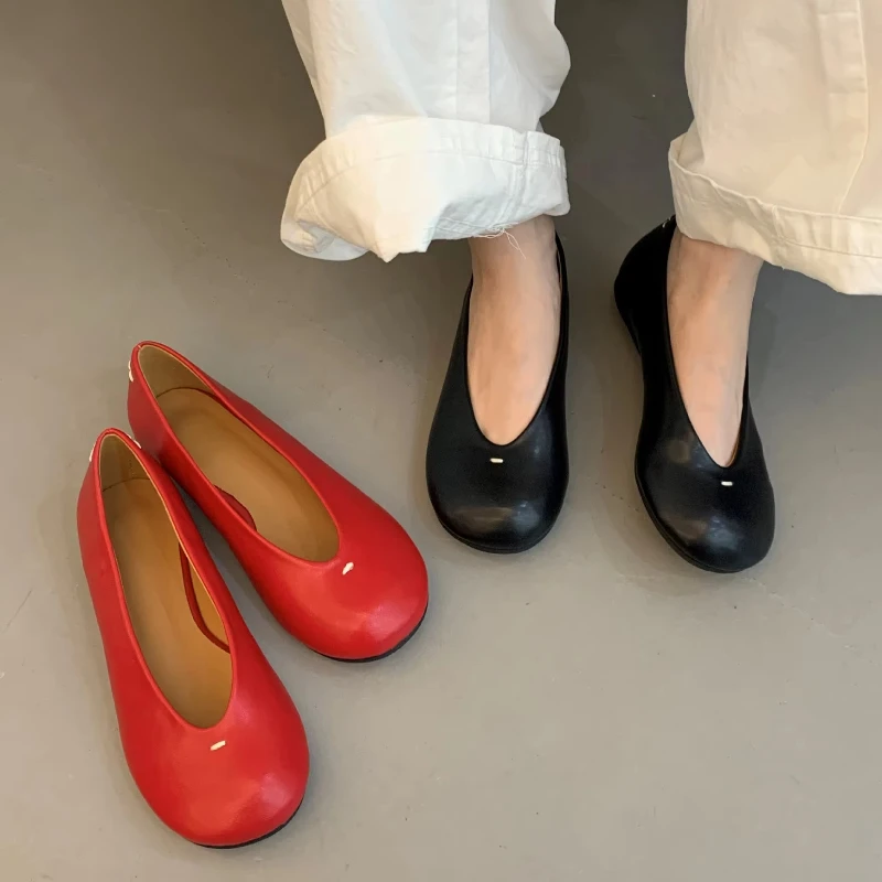

Comfort Shallow Retro Flat Women Shoes Fashion Round Toe Designer Brand Shoes Summer Soft Bottom Backless Beach Shoes for Ladies