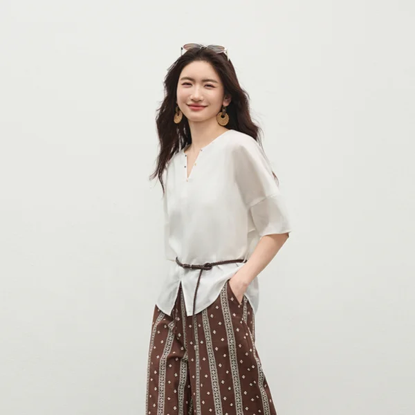 SENTUBILA Women's Minimalist Office Chiffon Simple White Shirt Detachable Belt V Neck Slit Hem Drop Shoulder Blouse 162VA6594