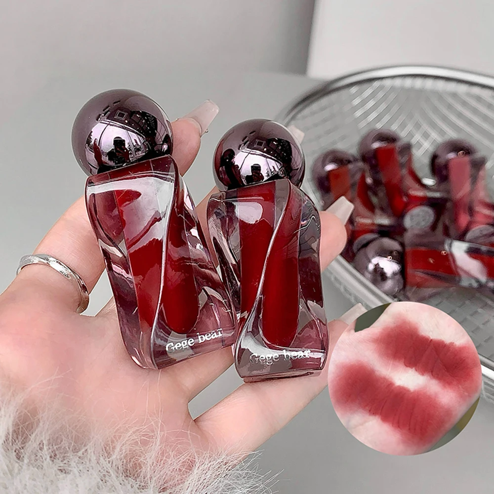 Gege Bear Lip Glaze, Matte Velvet Lip Clay, Onregelmatig Flesontwerp, Langdurige kleur Niet-drogende lippenstift
