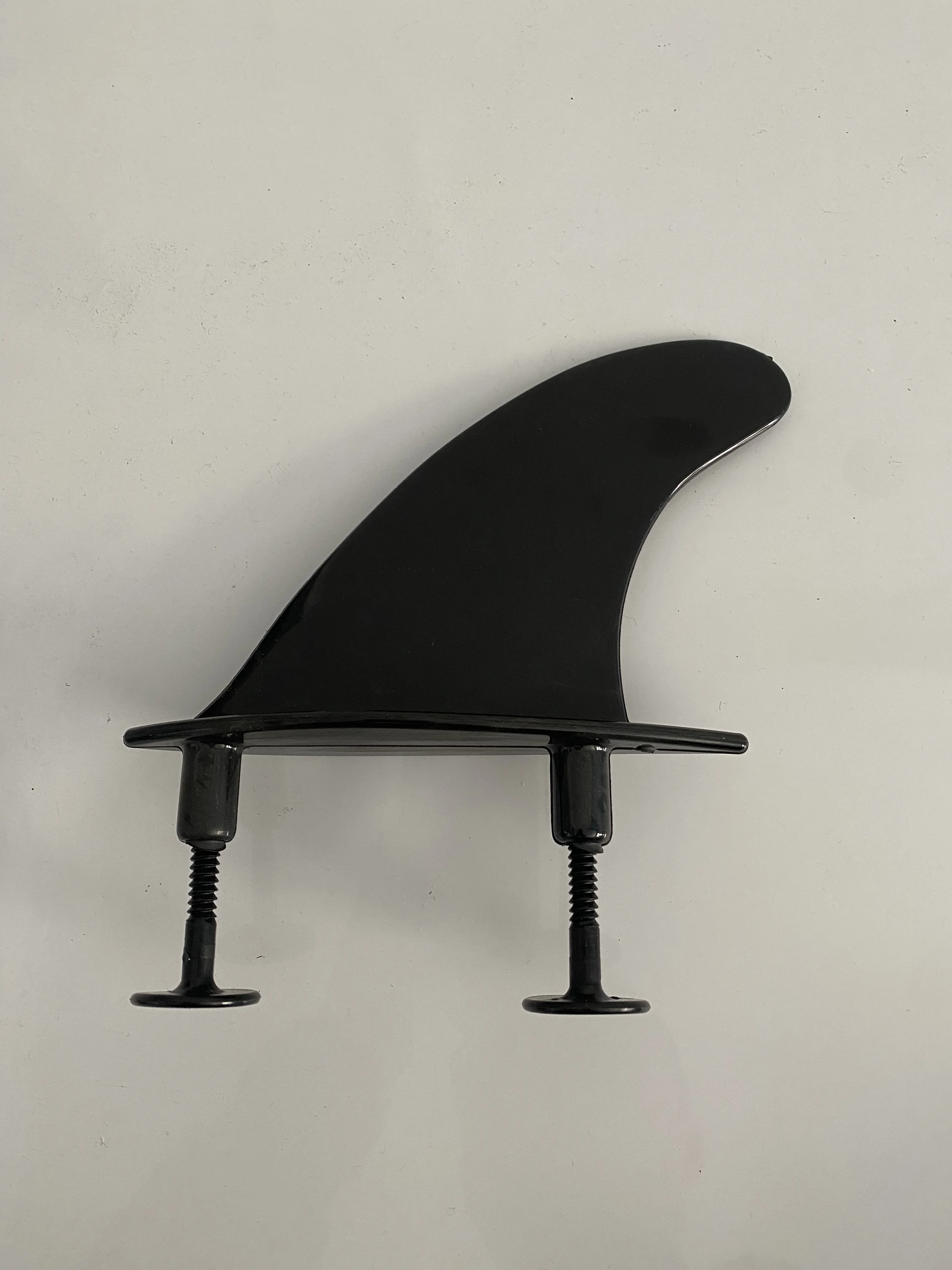 4,5 Zoll G5 Soft Surf Fin mit Ersatz 6 Flossen Schrauben Kunststoff Soft Tail Fin für Surfbrett Softboard Surfzubehör – Detail 4