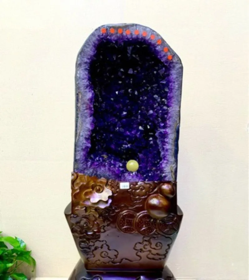 Natural amethyst cave ornament Brazil Uruguay money bag cornucopia degaussing rough stone company Home Feng Shui cave