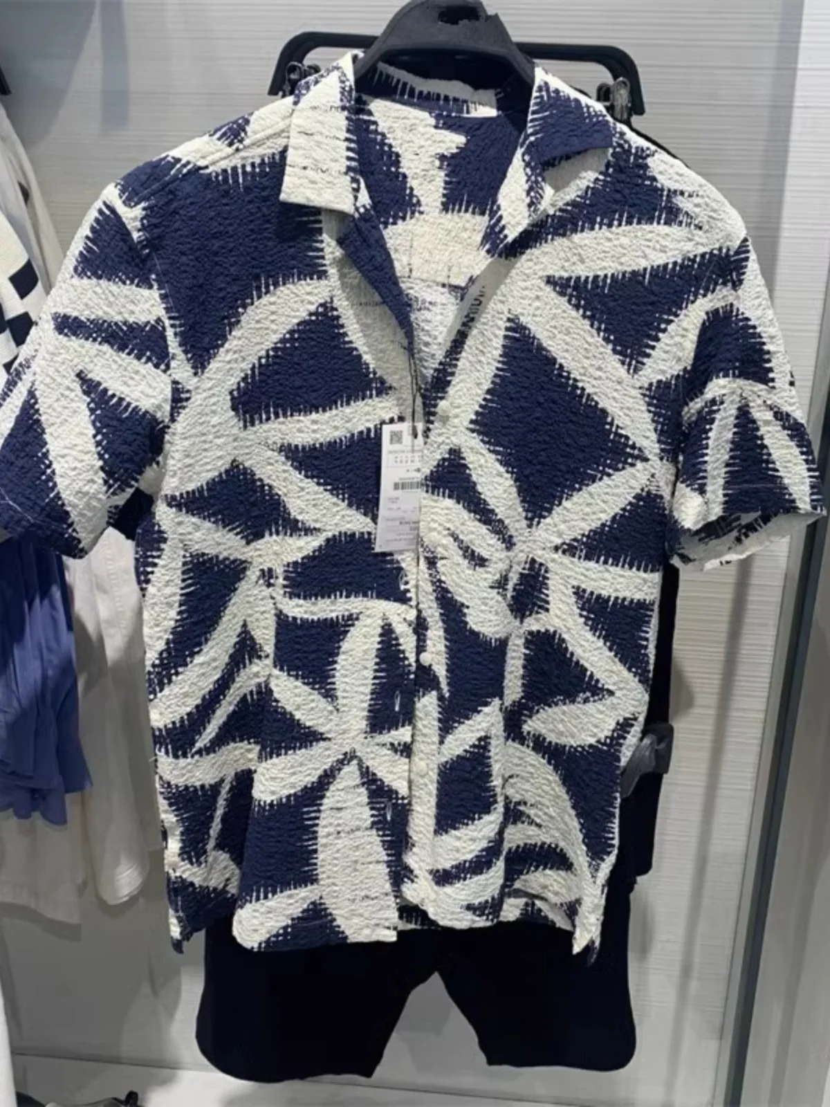 

Summer Printed Bubble Shirt Cuban Collar Hawaiian Short Sleeve Men's High Fashion Loose Fit No Ironing Lightweight Floral