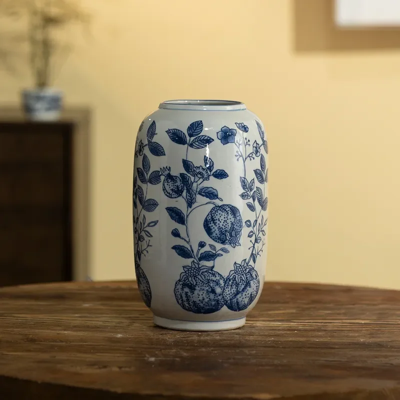 Jingdezhen New Chinese Style Blue and White Porcelain Ceramic Vase Home Decoration Ornament for Living Room Study Hydroponic