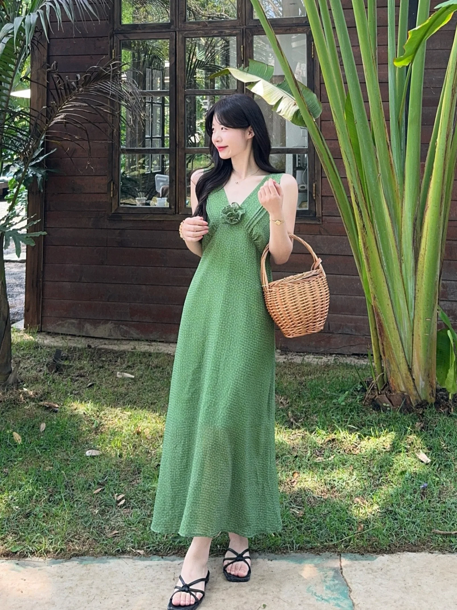 

plus Size Women's Vintage Floral V-Neck Vest Dress Summer New Waist Cinched A-Line Long Skirt Korean Style Commute Wind