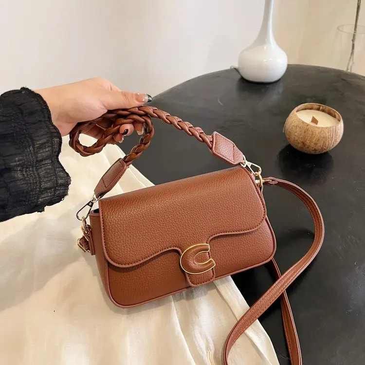 

‌2025 Trendy Bucket Underarm Bag Women Retro Contrast Patchwork Canvas Handbag Waterproof Beach Travel Weekend Boho Accessory‌