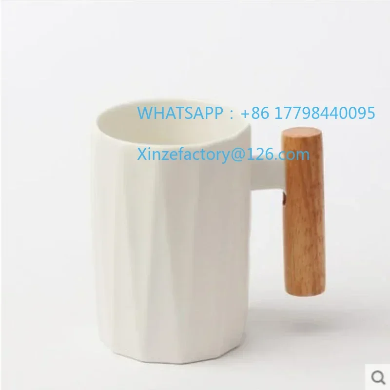 

Customizable Custom Logo Wooden Handle coffee mug ceramic cup with spoon Porcelain ceramic mugs for Coffee milk tea with wooden