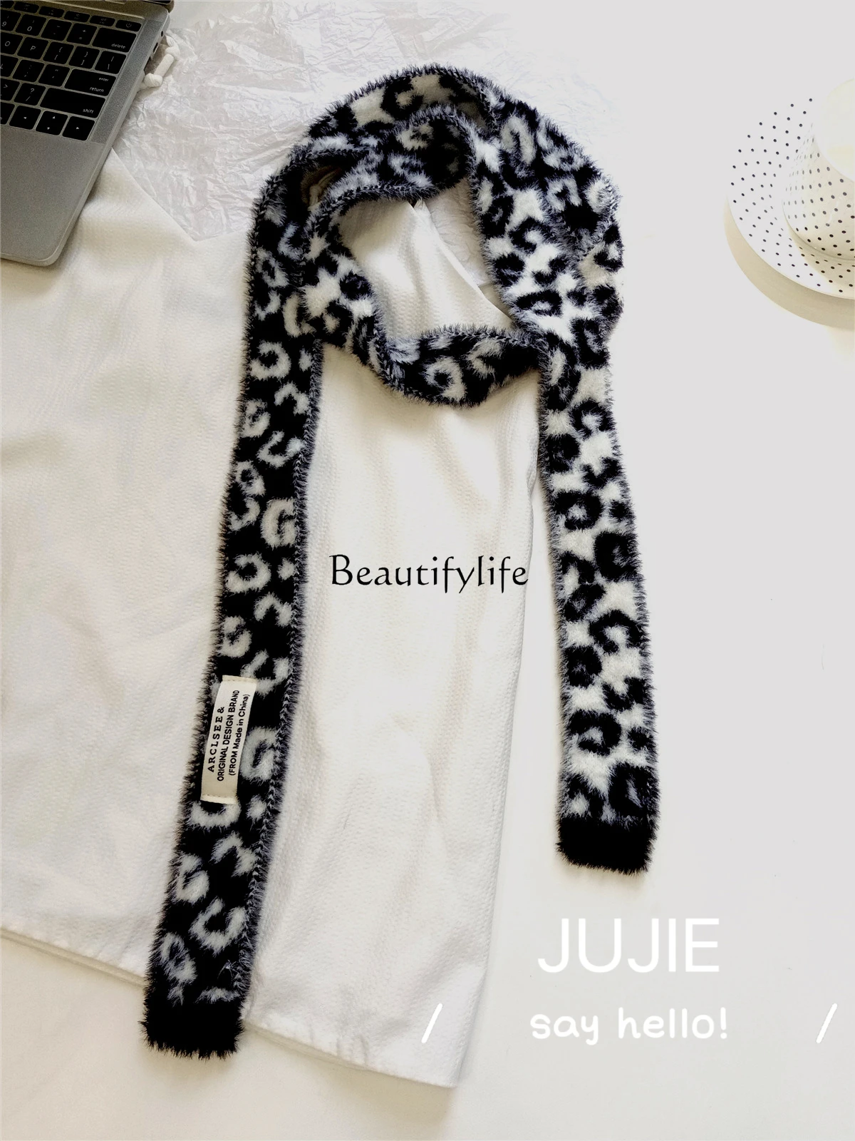 

Black and white leopard print thin strip scarf classic retro Hong Kong style Spice Girl new versatile fashion decoration