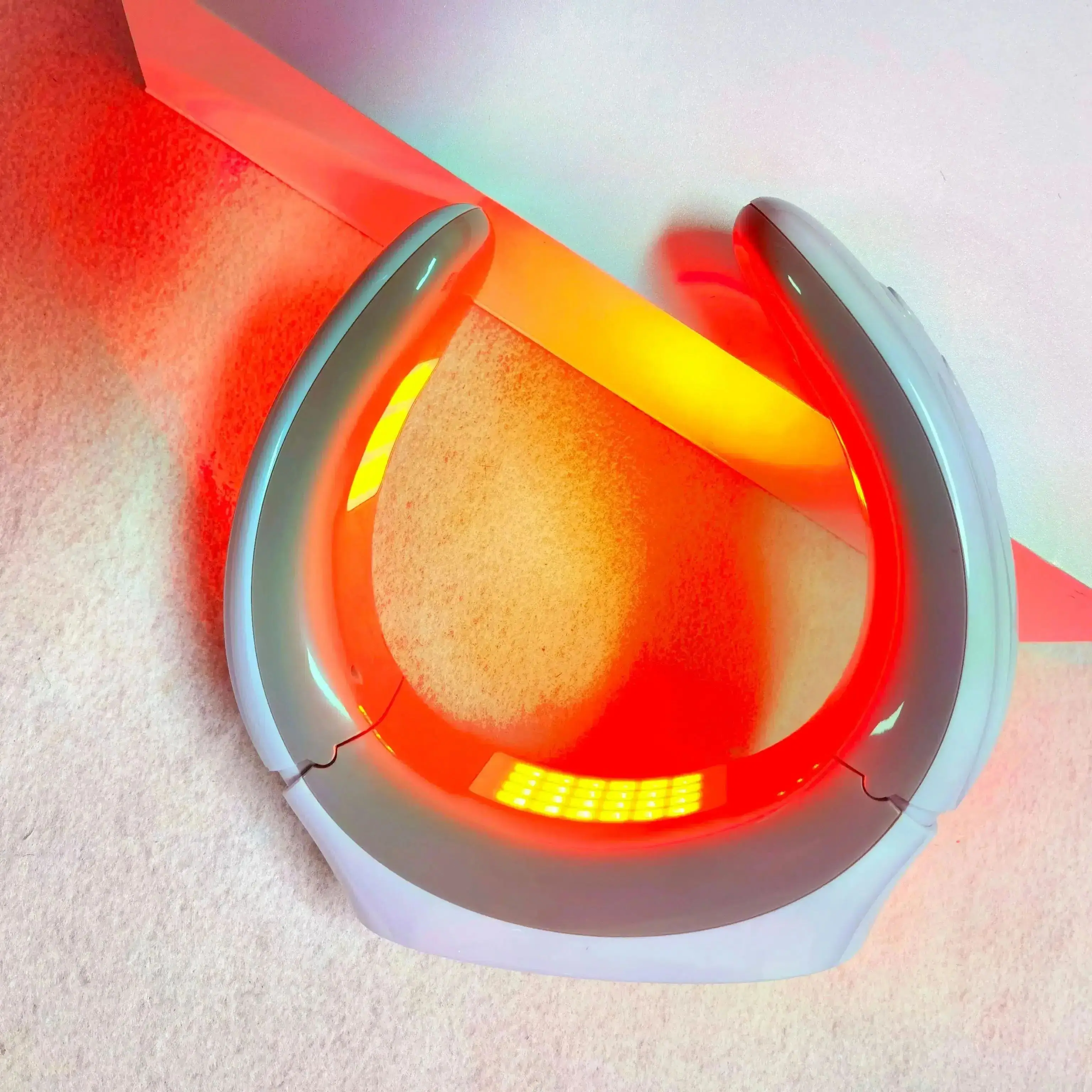 

HLKGO Red Light Device 660nm 850nm LED for Neck Pain Relief & Muscle Relaxation, Portable Body Pain Relief