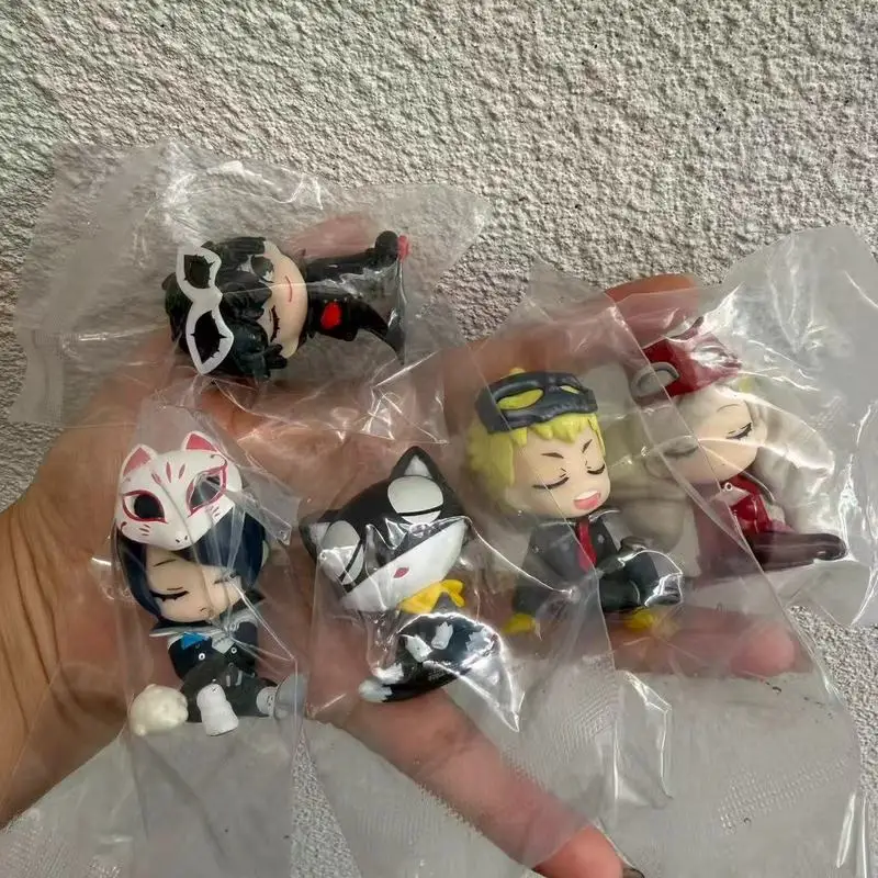 【In Stock】Persona 5 The Royal Sleeping Shoulder Anime Mini Figure Desktop Decorative Ornaments Joker Mona Skull Panther Fox