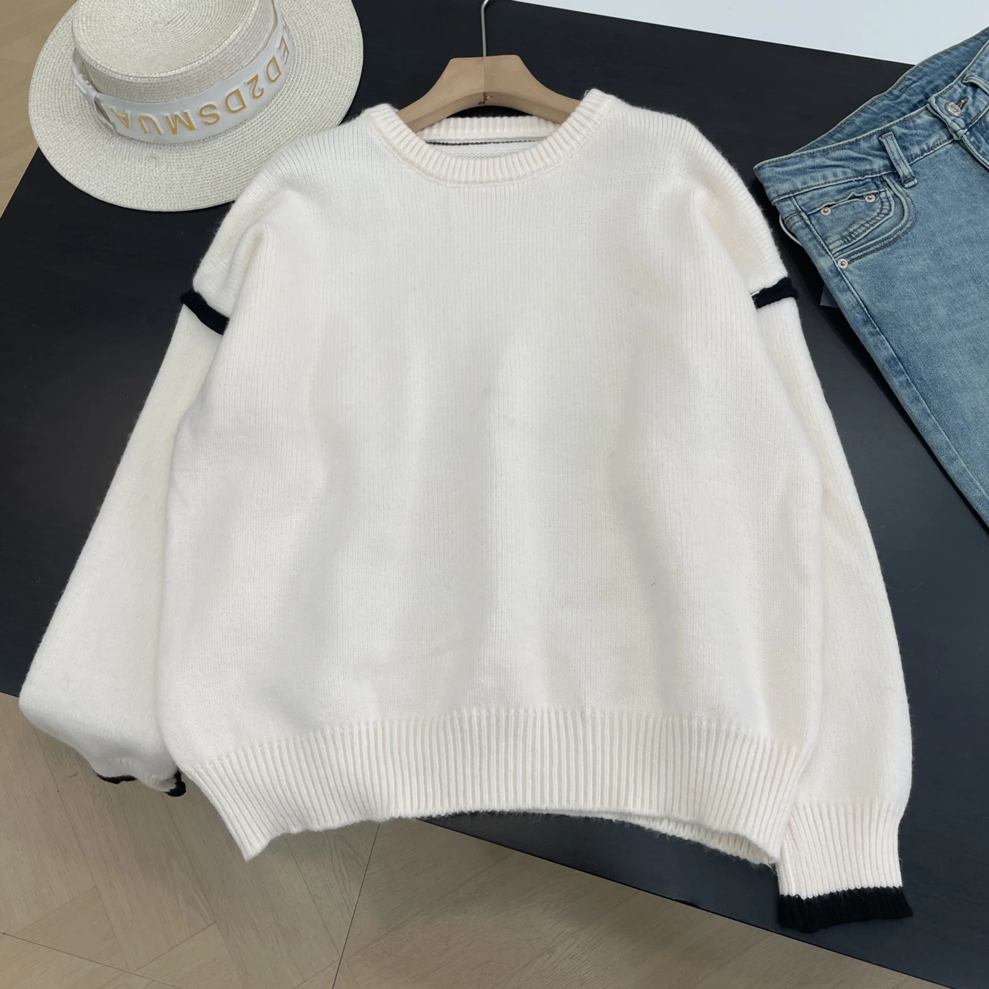 

Autumn New Faionable Casual Long Sve round Ne Sweater Women's Lazy Sle Versatile Long irt Sweet Sle Straight Cut