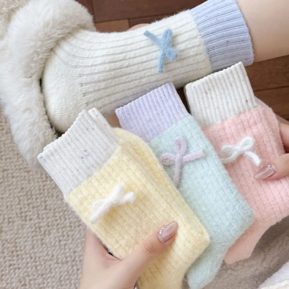 

Sweet Bowknot Women's Thickened Socks Cute Comfortable Plush Sleep Socks Breathable Soft Middle Tube Socks Lady Girl