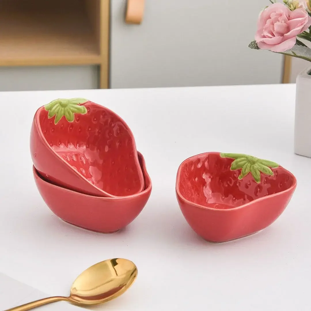 Ceramic Dipping Saucer Cute Small Bowl Fruit Strawberry Plate Household Seasoning Tableware Snack Cooking Utensils Kitchen Items