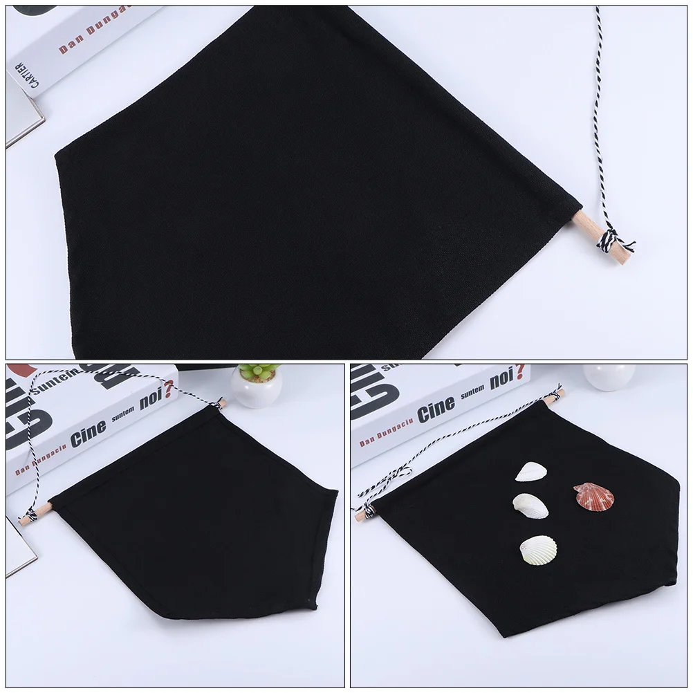 

2 Pcs Decorative Pendant Hanging Brooch Display Wall Badge Pendants Banners Tray