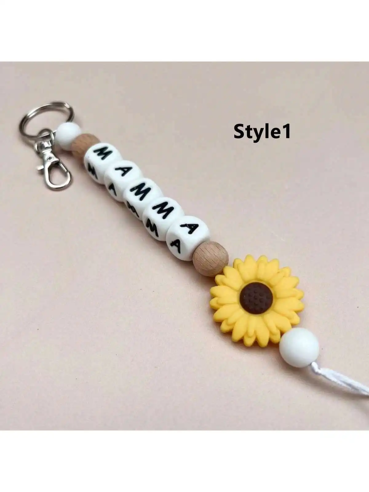 Personalized Daisy Keychain, Custom Name Gift for Friends