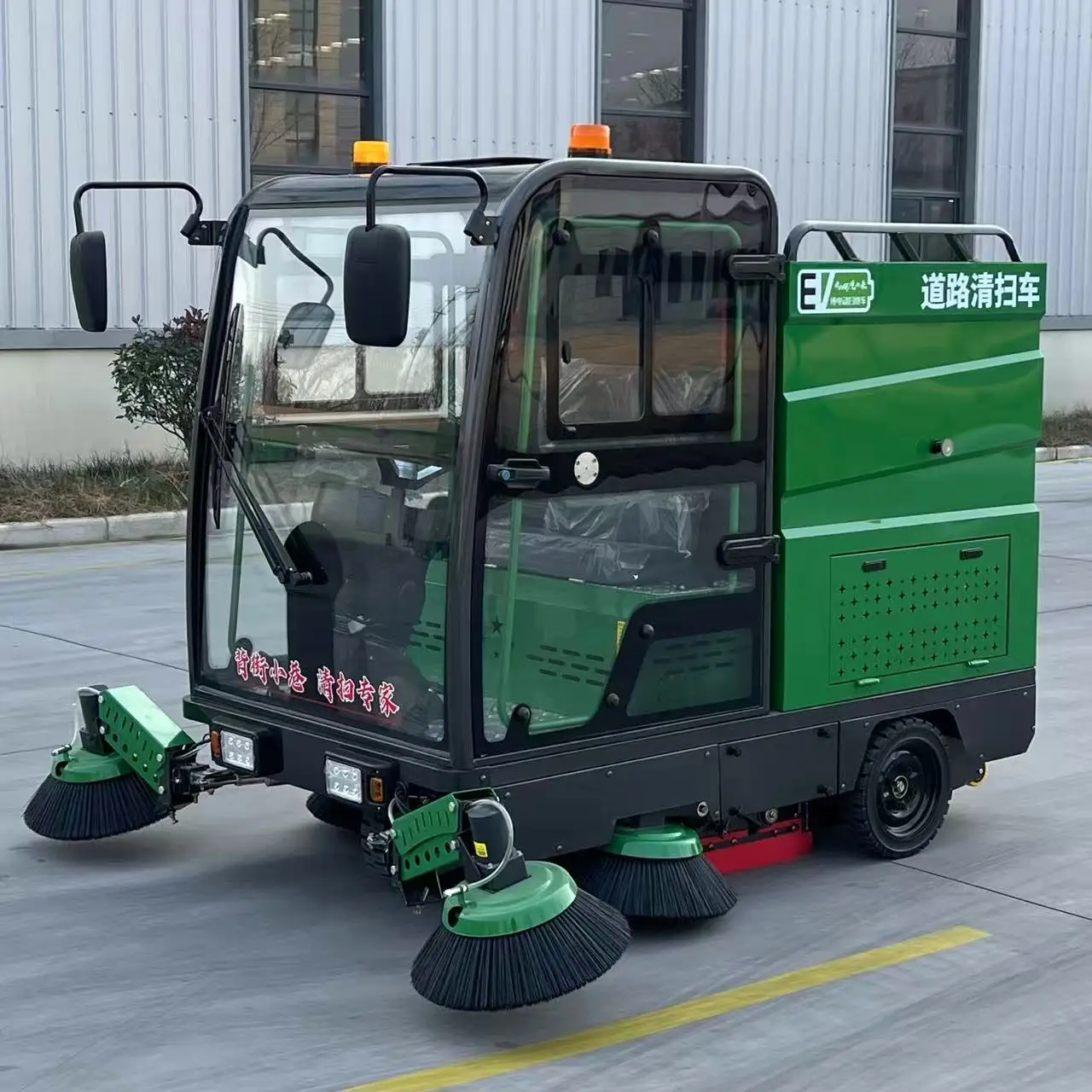 Customized Direct Factory Sales Ride-On New High Cost-performance Strong Suction Zero Emissions Multi-functional Self-Propelled