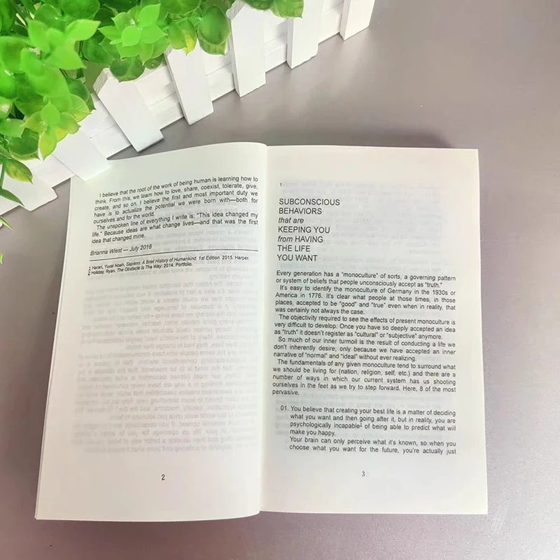 101 EssenciThat Will Change The Way You Think Paperback English Ple