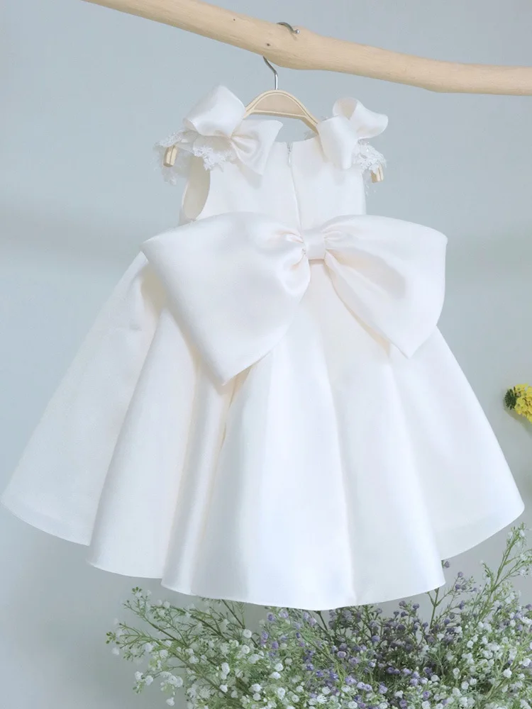 White Flower Girl Dress for Wedding O-neck With Bow Floor Length Short Sleeve Kid First Communion Pageant Birthday Ball Gown