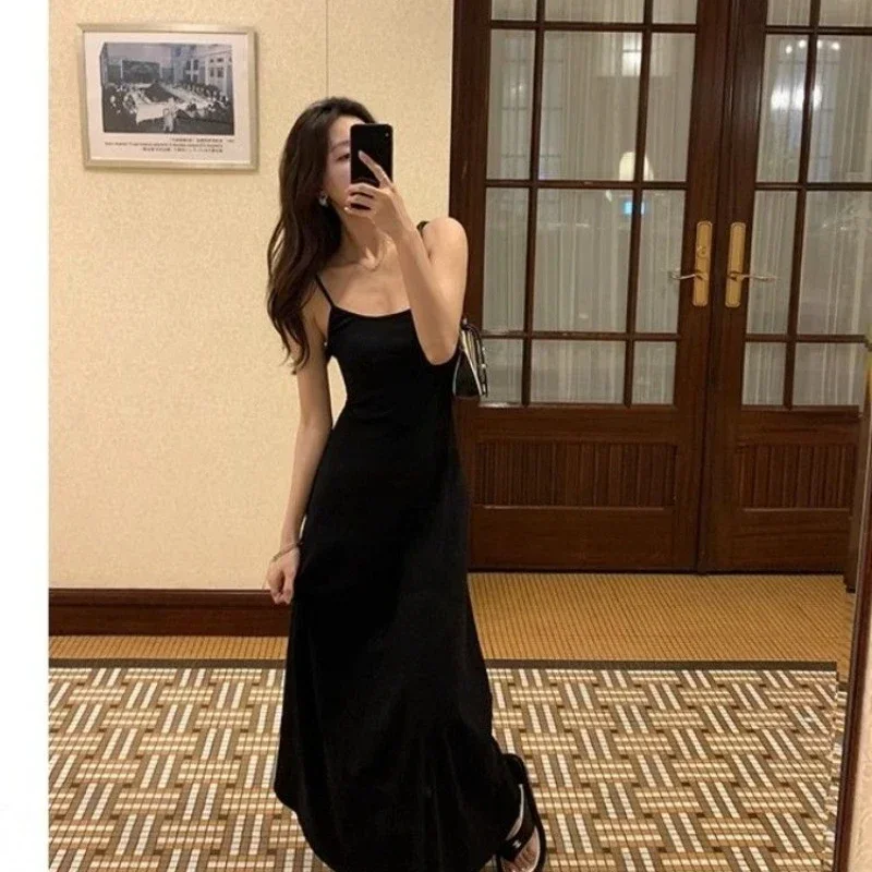 섹시한 연예인 스타일 단색 원피스 여성, 서스펜더 긴 원피스 슬림핏, 분위기 있는 휴가 캐주얼 원피스, 여름 신상