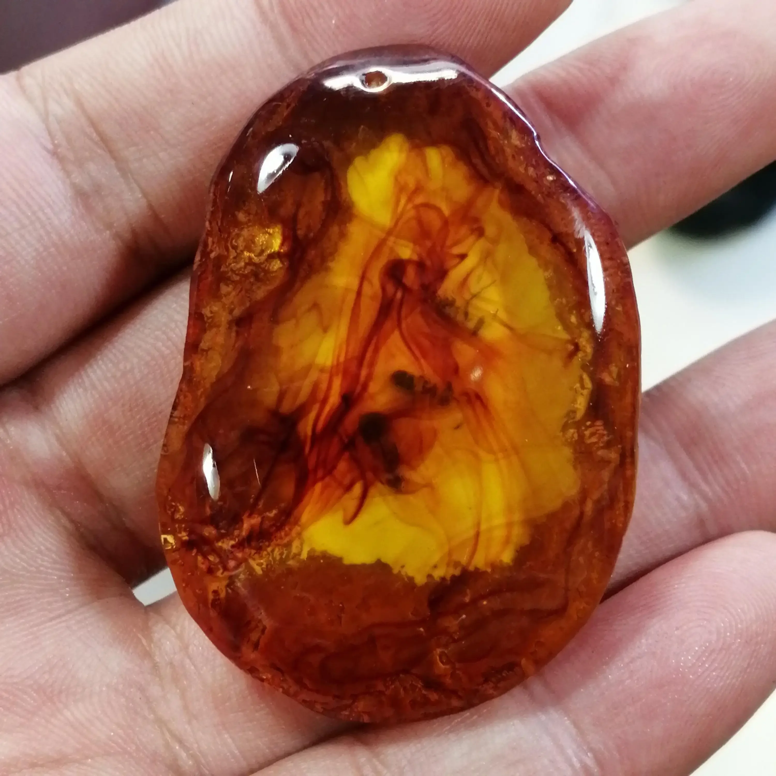 لقطة الدم الطبيعية الحشرات العنبر قلادة شكل عشوائي النمل العنبر الأصلي حجر السحر مع حبل سلسلة قلادة محظوظ تميمة الهدايا #6