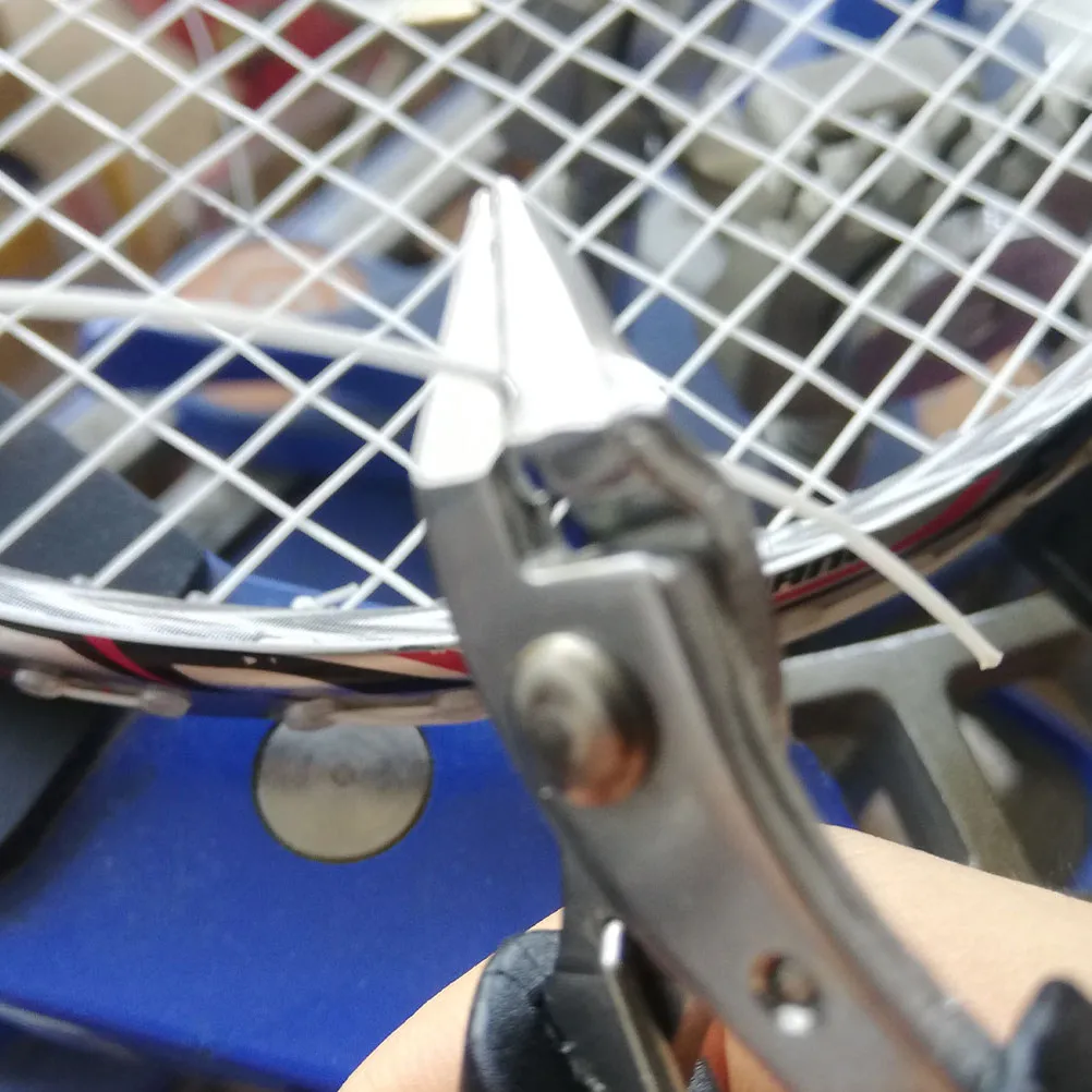 

Wire Cutters Black Ergonomic Handle Polished Anti-Rust Surface High Grade Cutting Efficiency for Tennis Racket Repair Diagonal