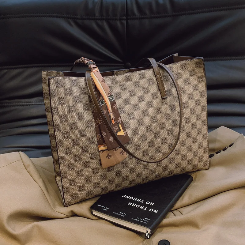 

2025 High Quality Color Block Tote Bag for Women Large Capacity Work Bag Fashion Underarm Shoulder Purse for Office