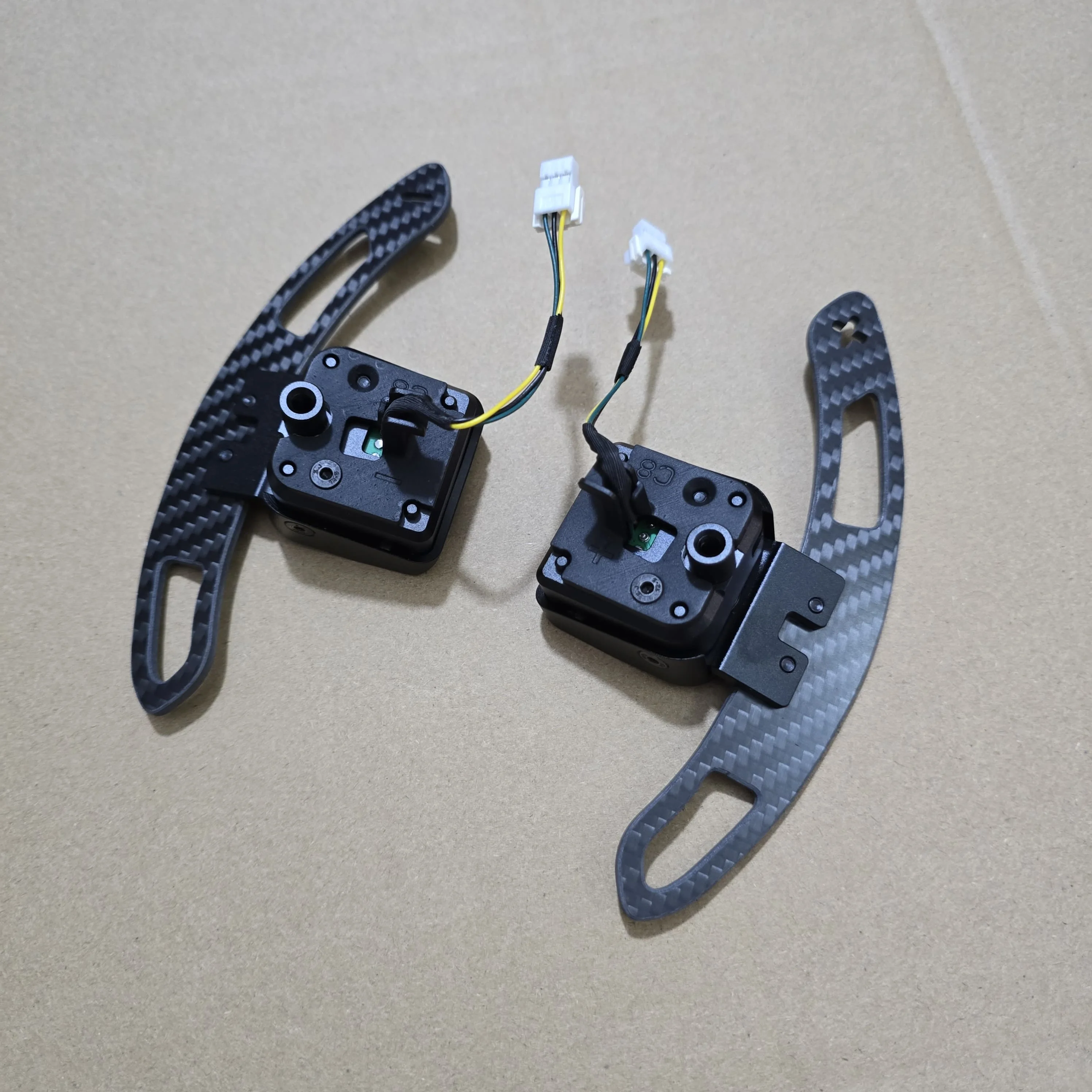 

High Performance Carbon Fiber Magnetic Paddle Shifters For Audi A6 S6 RS6 A7 S7 RS7 C8 2019-2025