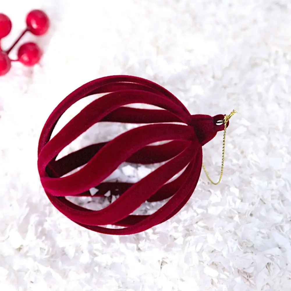 

4pcs Flocked Velvet Christmas Ball Shatterproof Decorative Christmas Tree Pendant Delicate Xmas Hanging Ornament Window