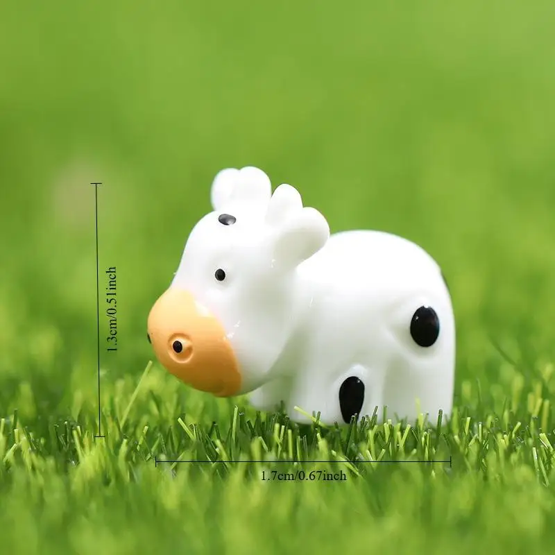 4 Pcs/Lot New Cow Animals Fairy Garden Miniatures Mini Gnomes Moss Terrariums Resin Crafts Figurines for Garden