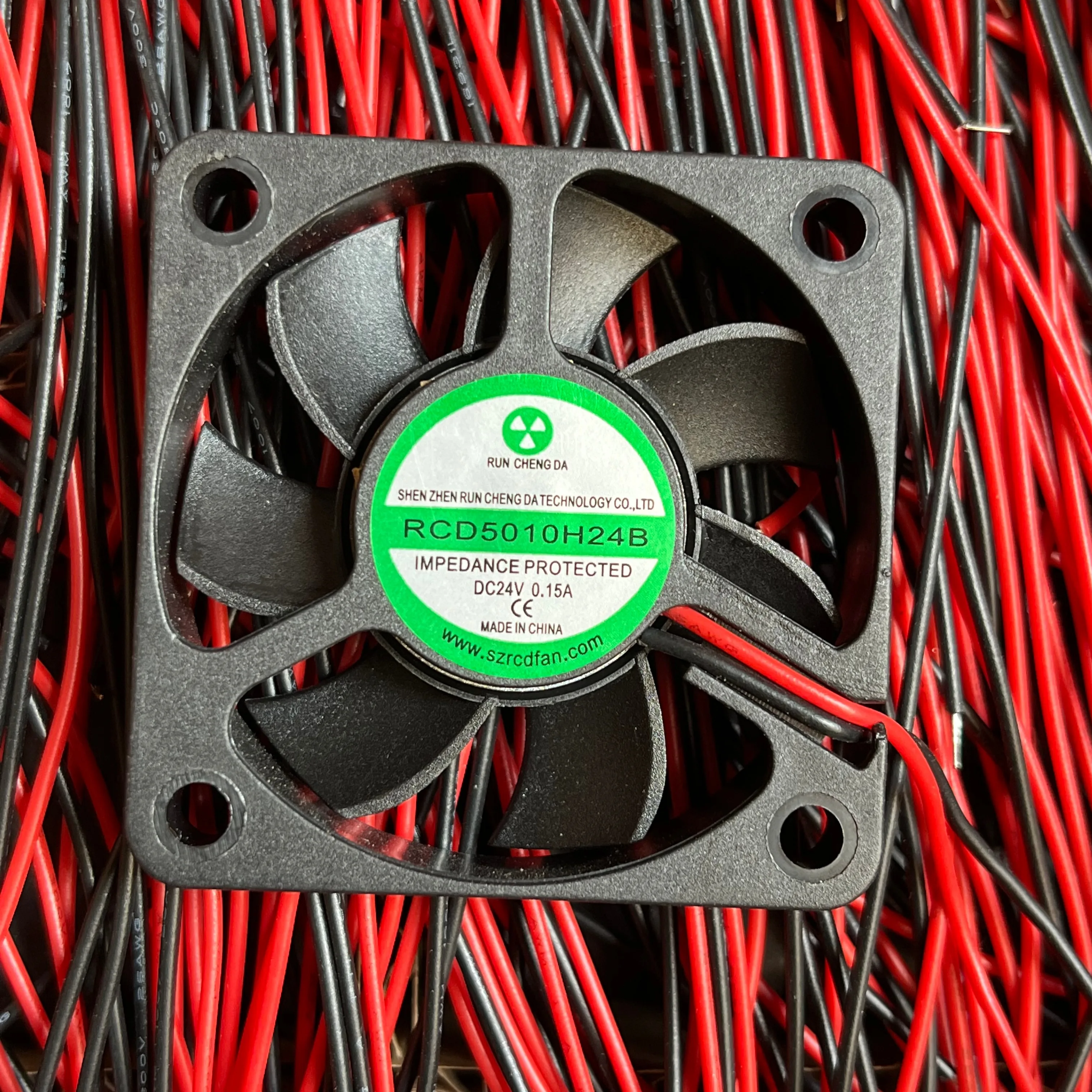 

RCD5010H24B DC 24V 0.15A 50x50x10mm 2-Wire Case Cooling Fan