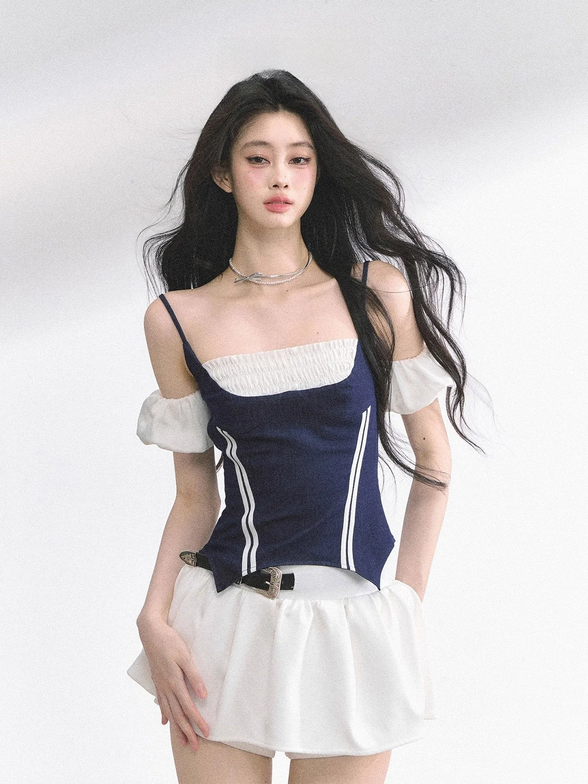 

AOMALM American Sle Spicy Girl ort Sve T-irt Women Summer Slimming Top Two-Piece Set School Girl Faion