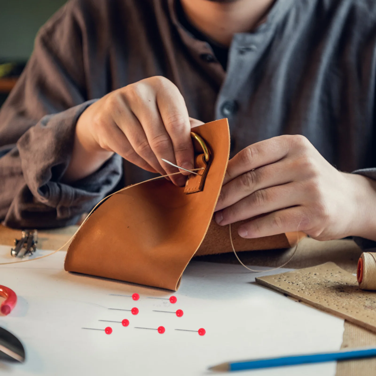 600 قطعة دبابيس خريطة الرأس الأحمر للنشرة مكتب ملف دبوس لوحات خرائط السفر مكتب المدرسة المنزل استخدام مع صندوق تخزين