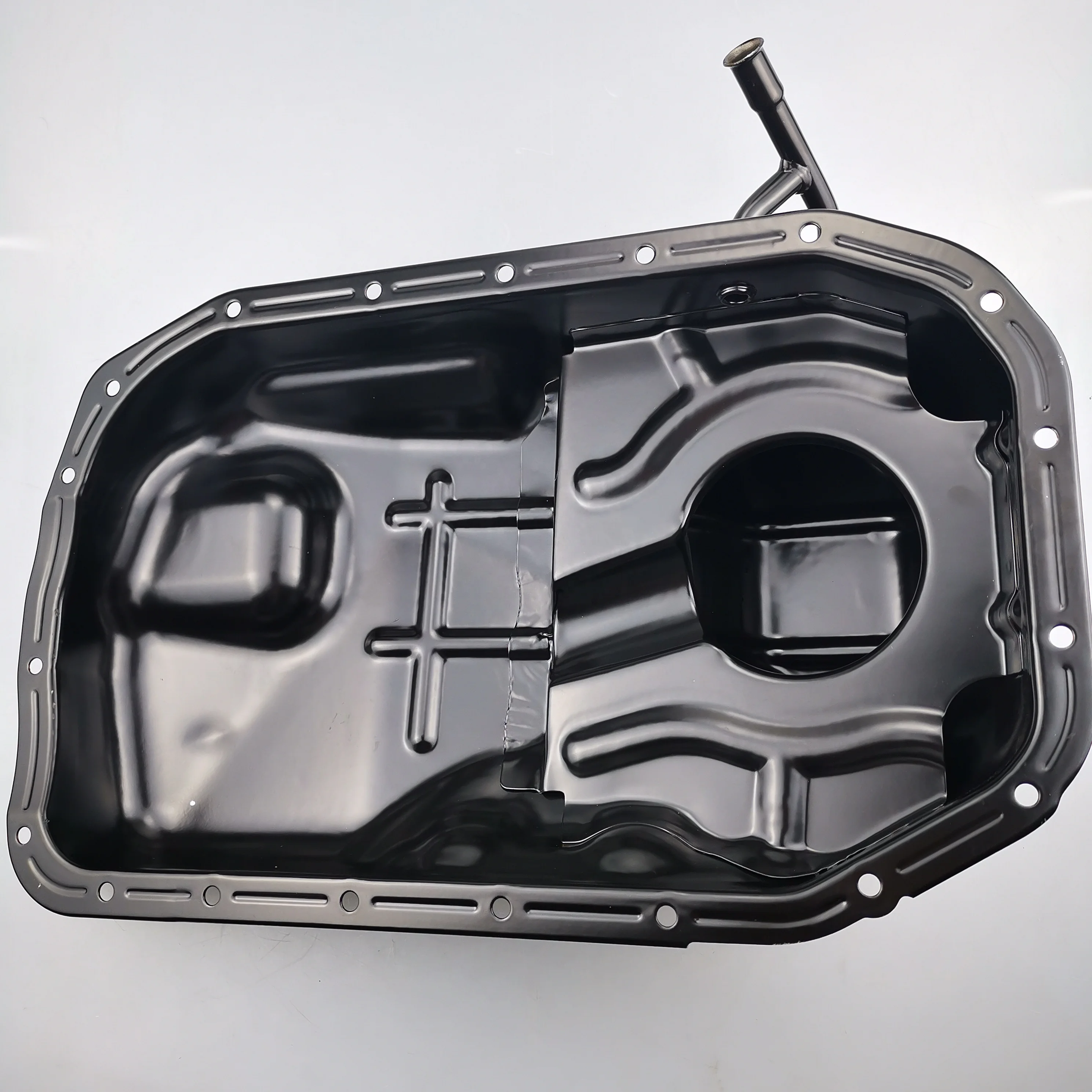 SAIC MAXUS T60 2.4L Oil pan assembly SMW252696