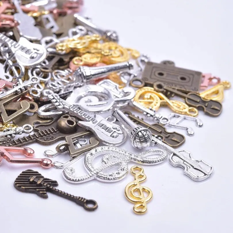 50 stks/partij Vintage Willekeurige Diy Bulk Viool Gitaar Muzieknoot Charms Gemengde Hip Hop Muziekinstrumenten Microfoon Hanger Sieraden