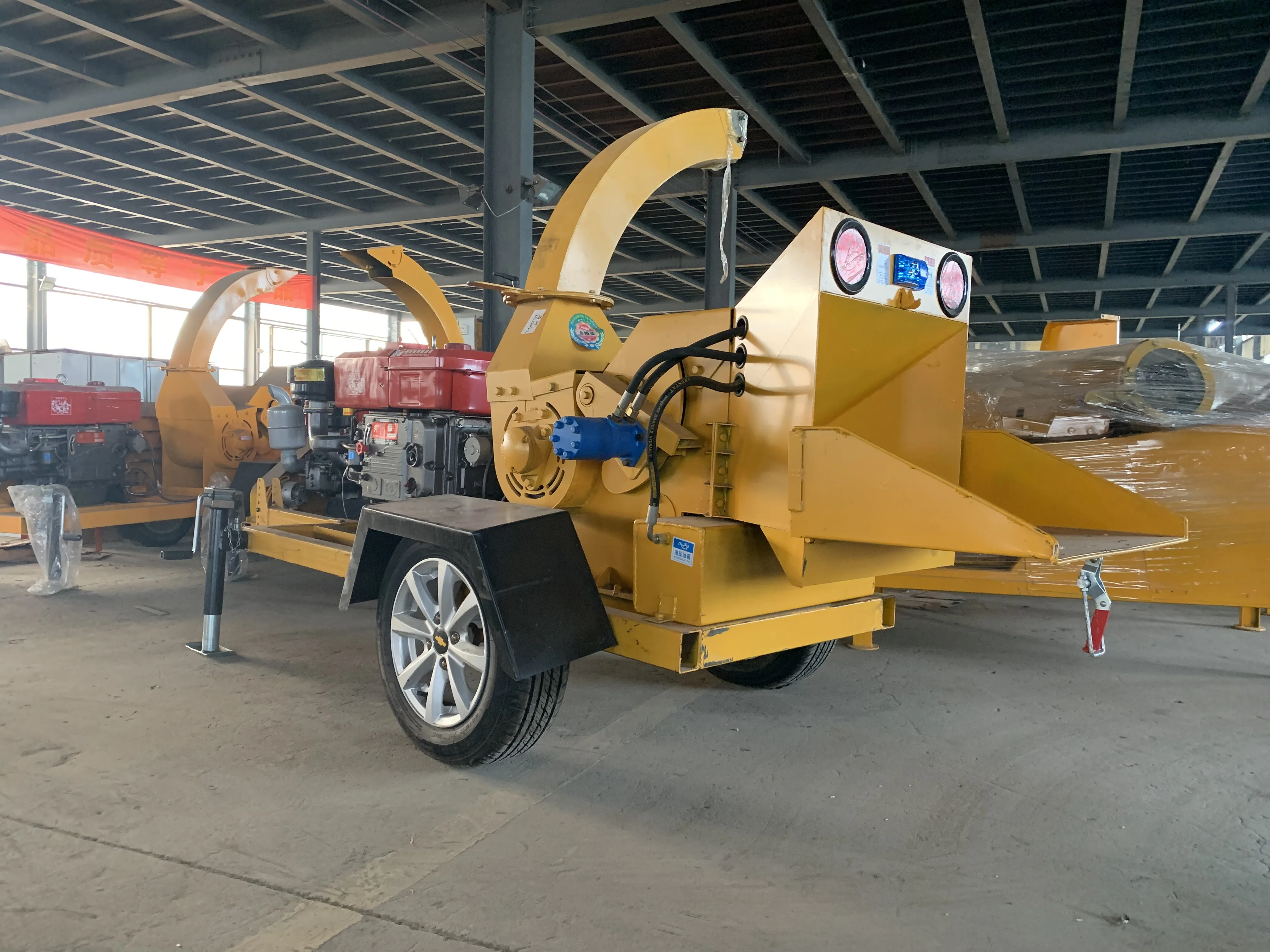 Space-saving WBC-1000 Wood Branch Crush Machine Garden Wood Shredder Chipper Equipment