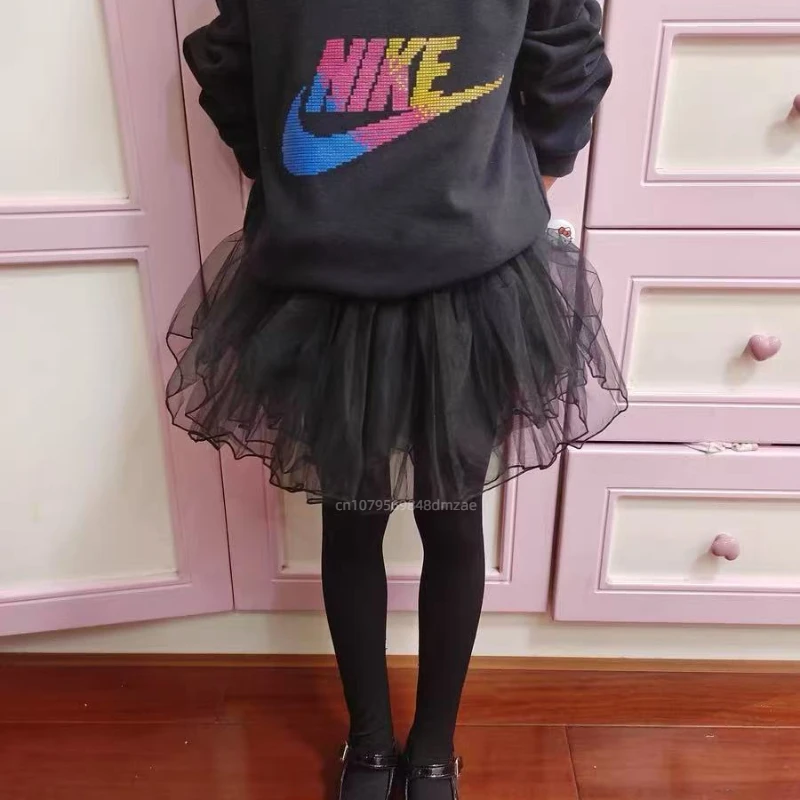 Модная и милая шифоновая юбка с широкими полями, детский танец, балетная юбка для девочек, пышная белая танцевальная юбка до половины тела