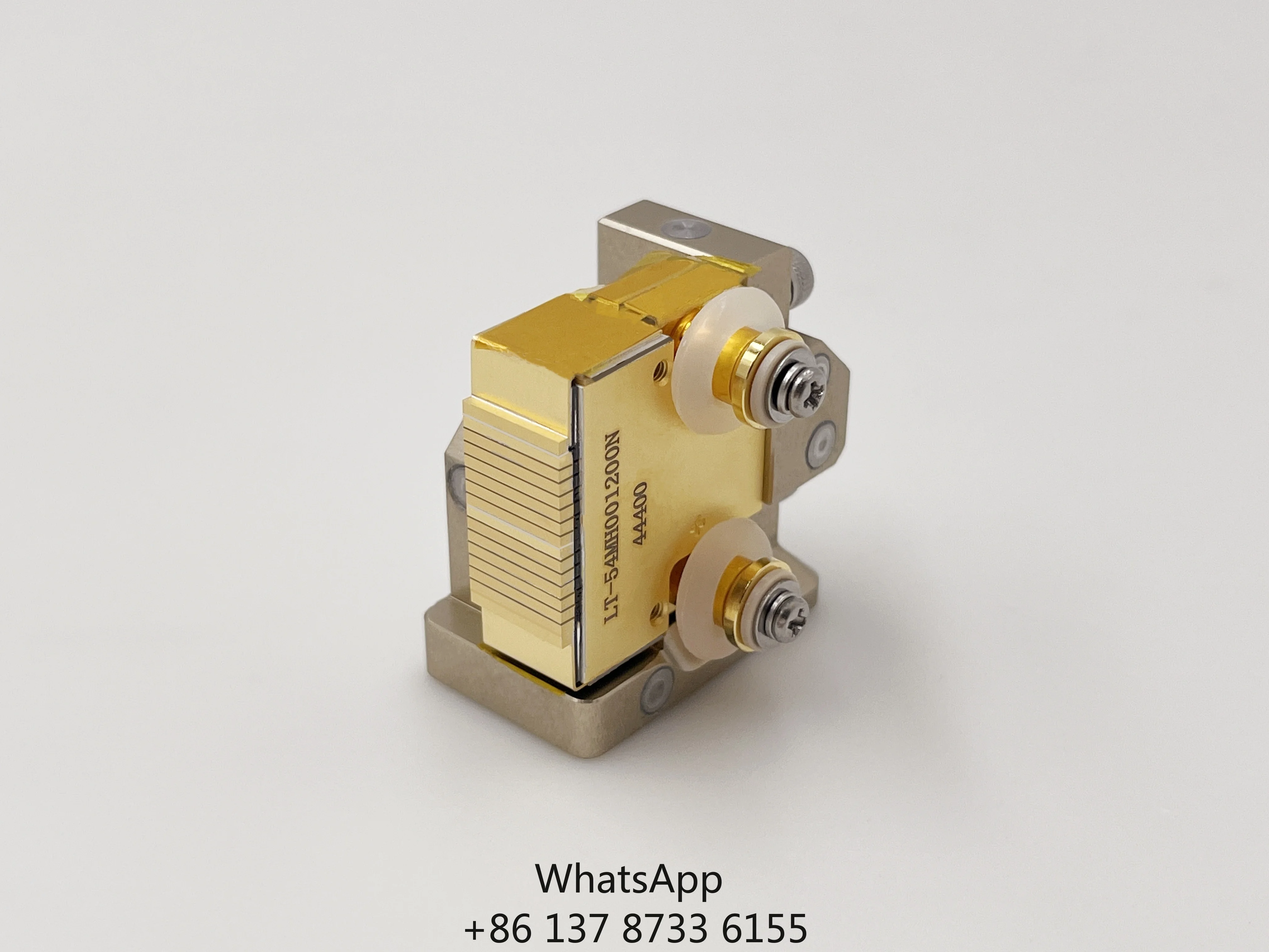 1200W 12bars HGO Macro Channel Laser Stack Custom 755nm 808nm 1064nm High-Accuracy New Hand Piece