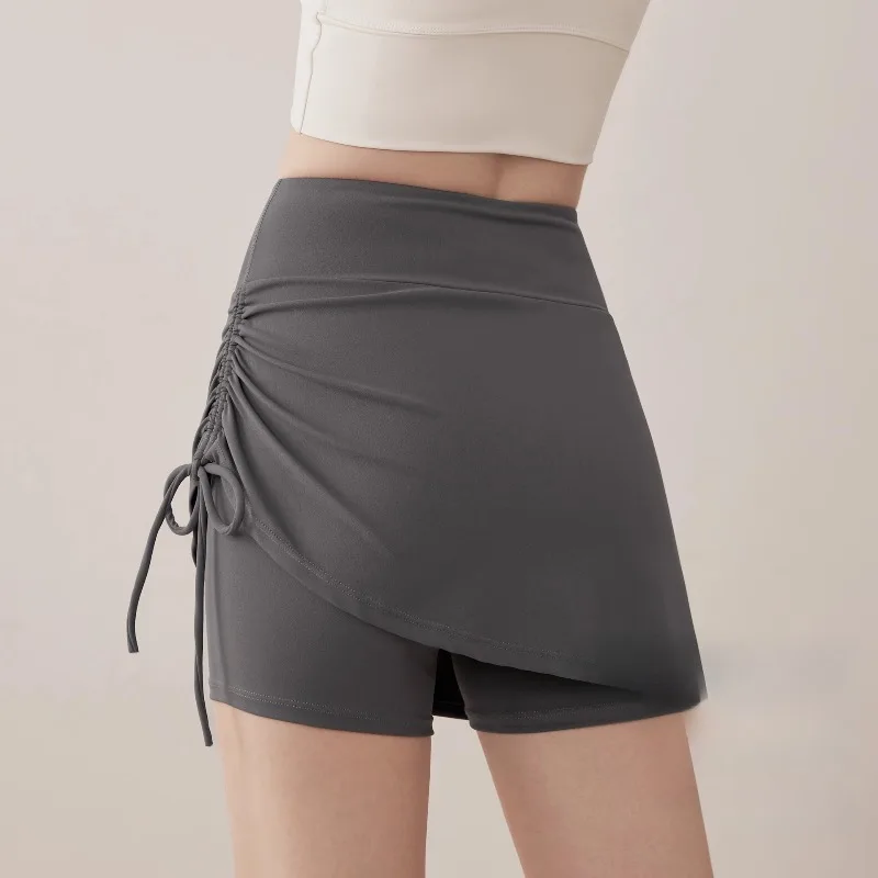 กระโปรงกางเกงกีฬาแห้งเร็วสำหรับฤดูร้อน ผู้หญิง ป้องกันแสงสะท้อน เอวสูง ยกสะโพก เหมาะสำหรับเทนนิส วิ่ง วันหยุด โยคะ ฟิตเนส
