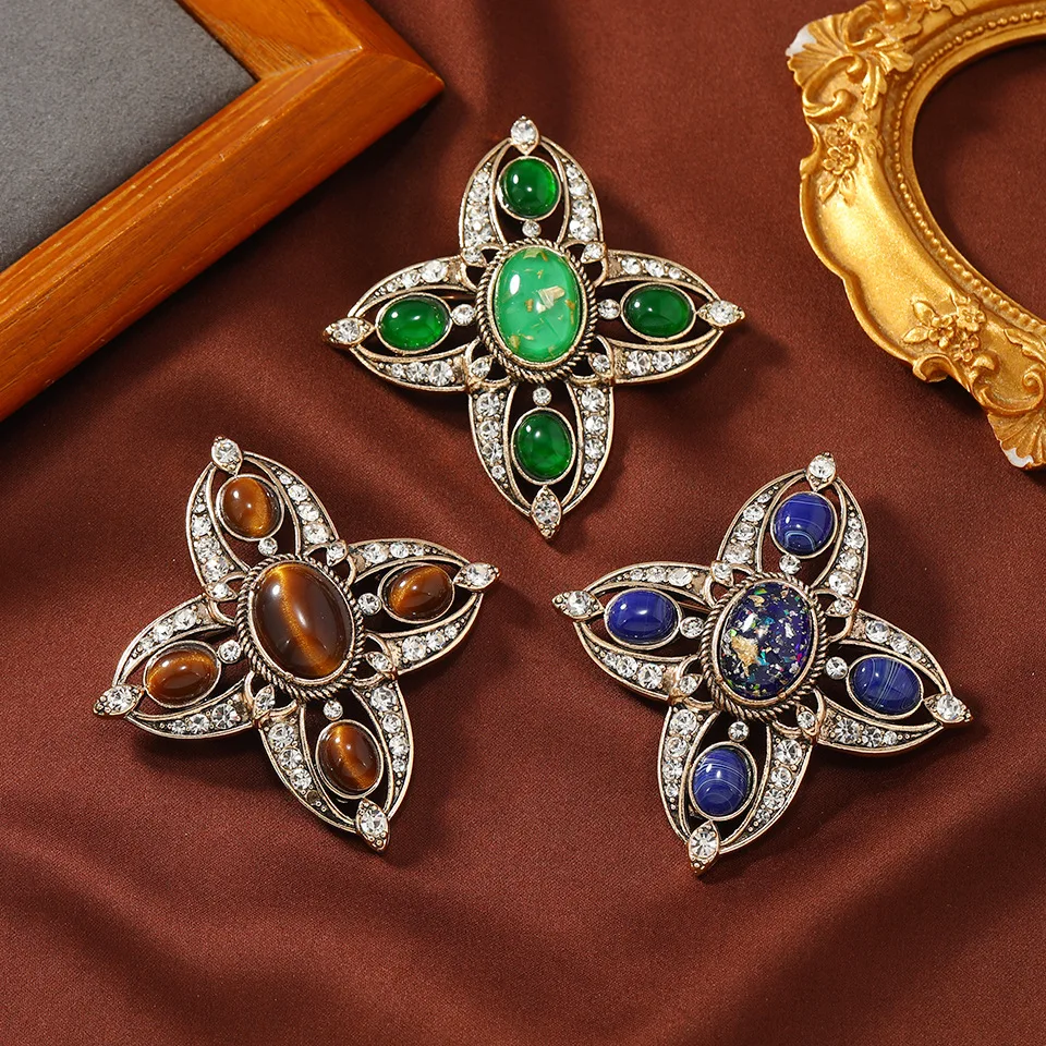 Baroque Vintage Hollow Design Cross Brooch Spring and Autumn Fashion Jelly Color Geometric Coat Pin for Women and Men