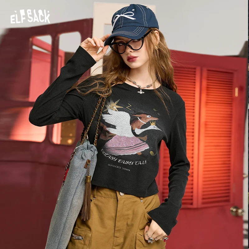 ELFSACK 2024 Autumn New Arrive Black round neck fox print slim fit versatile short bottoming long sleeve T-shirt for women