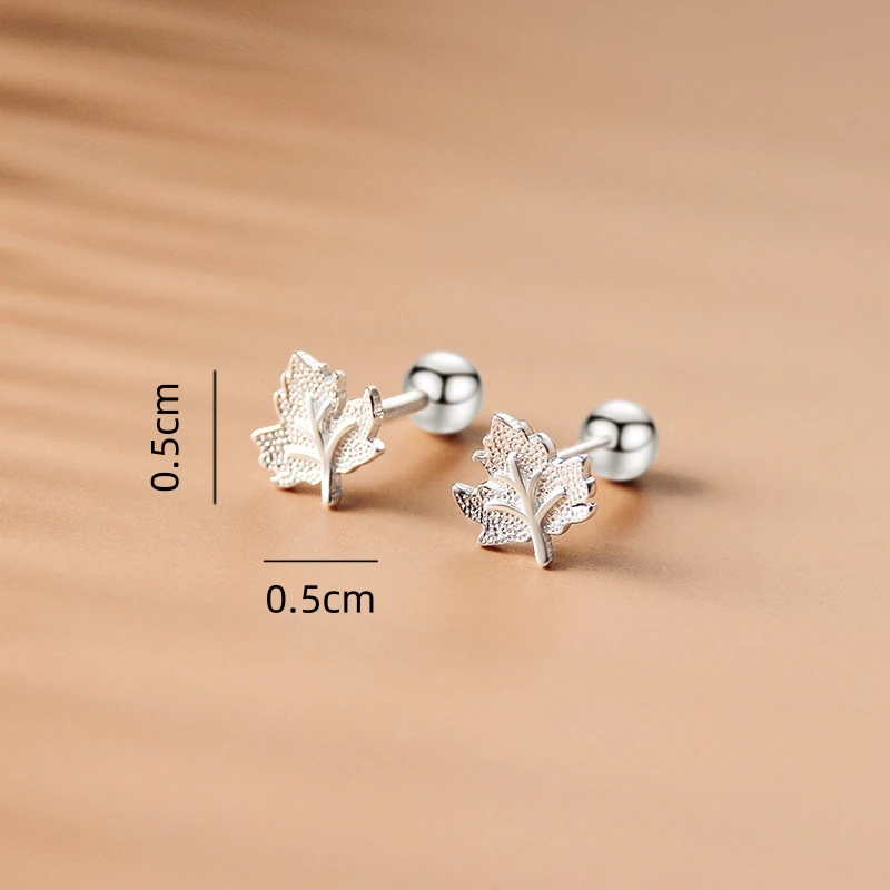 New Cute Vintage Maple Leaf Exquisite Stud Earrings Flower Silver Color Charm Female Jewelry For Women Fashion Earring Gift