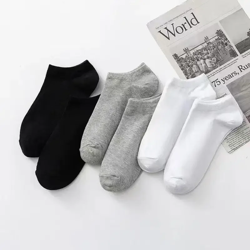 

5 Pairs of Black, White, and Gray Solid-colored Socks, Soft, Lightweight, and Comfortable, Suitable for Sports Wear