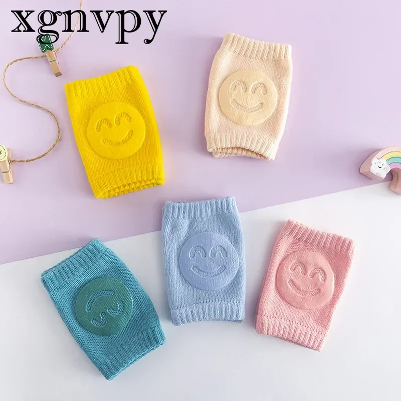 xgnvpy Summer Hoops Baby Leg Brace Elbow Pads Toddler Crawling Knee Brace Smiling Face Cute and Sweet for Toddler Baby