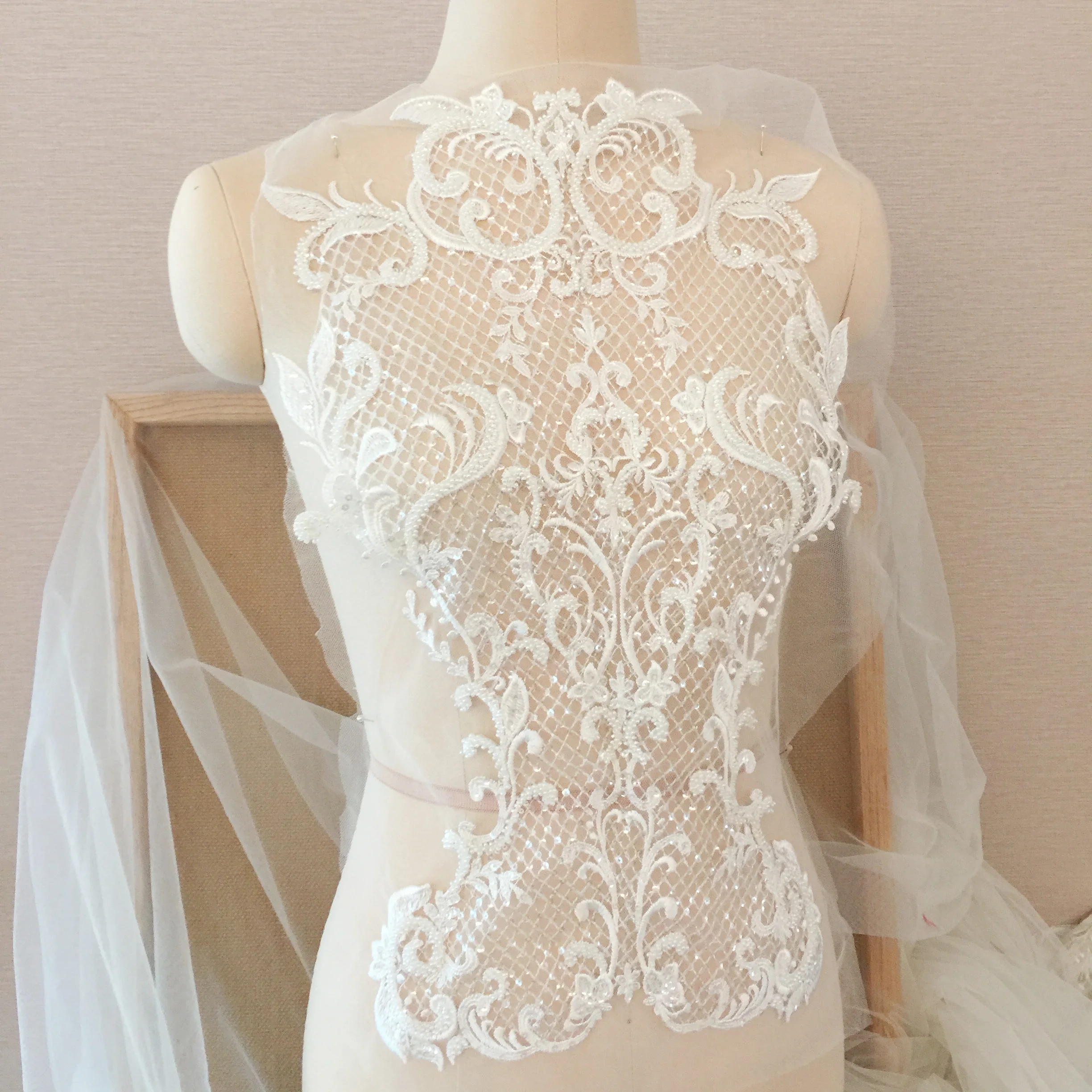 Exquisite Applique Lace Motif European-style Millet Beads 3d  Lace Flowers Wedding Dress Veil