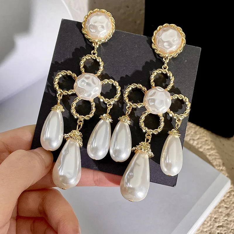 Water Drop Pearl Flower Tassel Earrings for Women French Vintage Palace Style Drop Earrings Vintage Jewelry