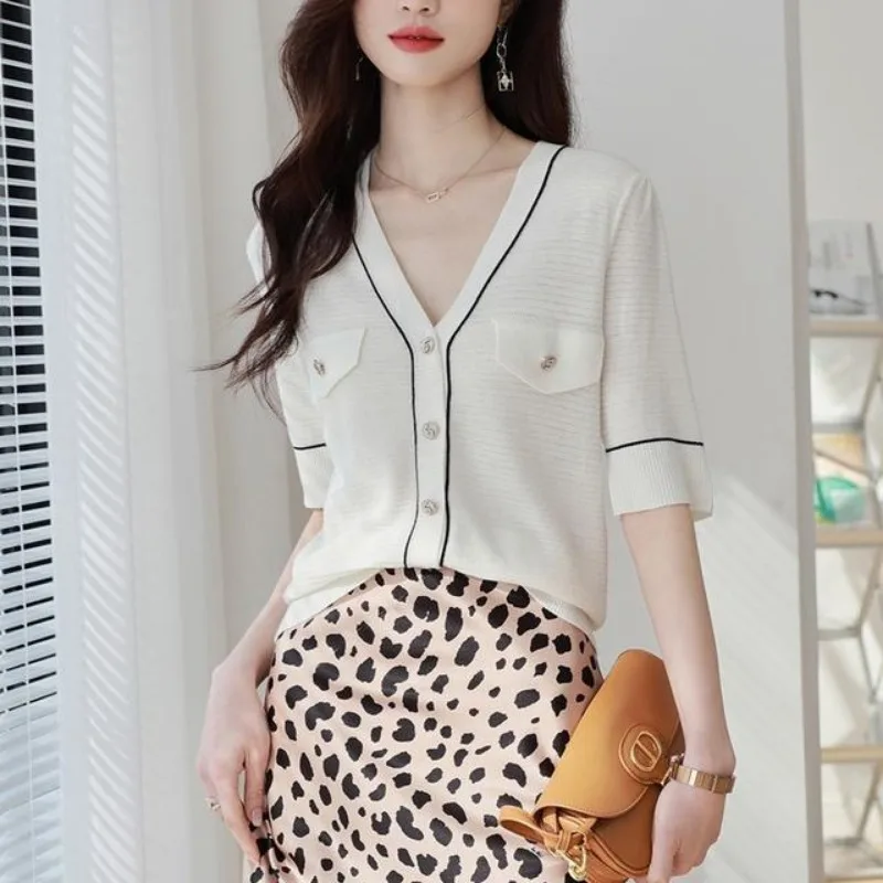 V-hals Breien Vest Dames Zomer Eenvoud Kantoor Dame Effen Kleur Dunne Truien Mode All-Match Trend Temperament Tops