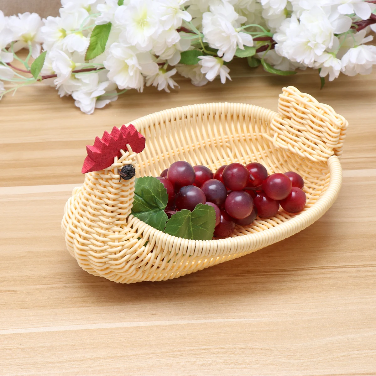 

Creative Rattan Woven Storage Basket Medium Chicken Design Plastic Snack Tray For Kitchen Home Decoration Gift