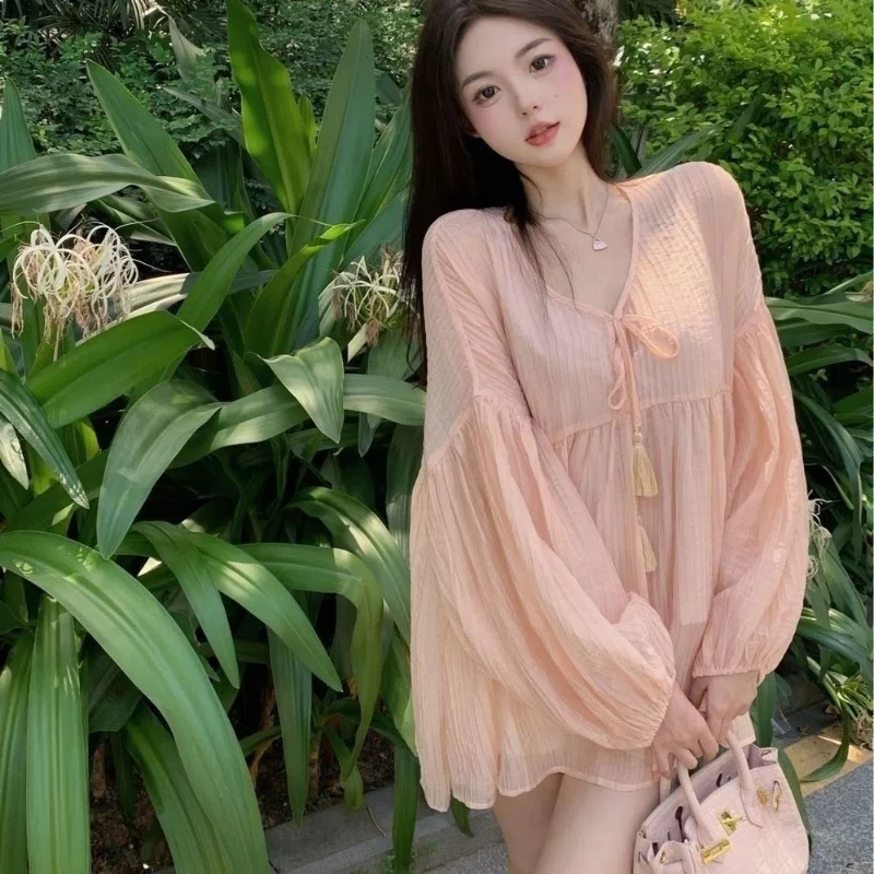 Korean Version V-neck Long Sleeved Shirt for Women\'s Spring 2024 New Loose Medium Long Sun Protection Shirt Top Two-piece Set