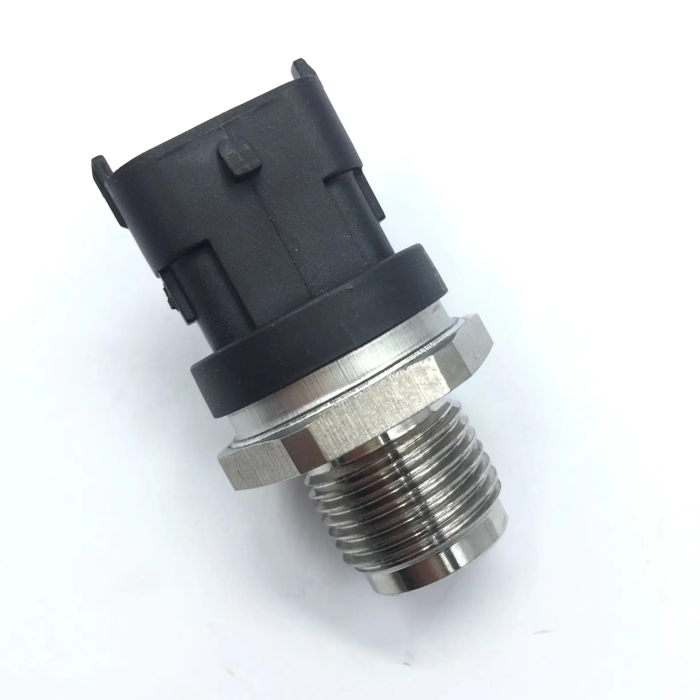 OEM 0281006053 0281006187 0281006188 0281002915 0281002916 0281002796 0281002801 8200703127 Car Accessoires - Image 6