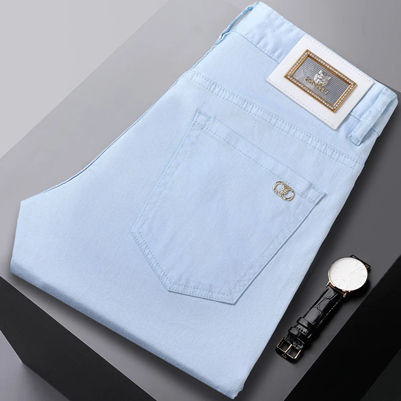 

Новые мужские джинсы: повседневные, универсальные, весна-лето, новая модель из аутлет-магазина в Гуанчжоу, Синьтан. Прямой крой, зауженные, высокое качество.