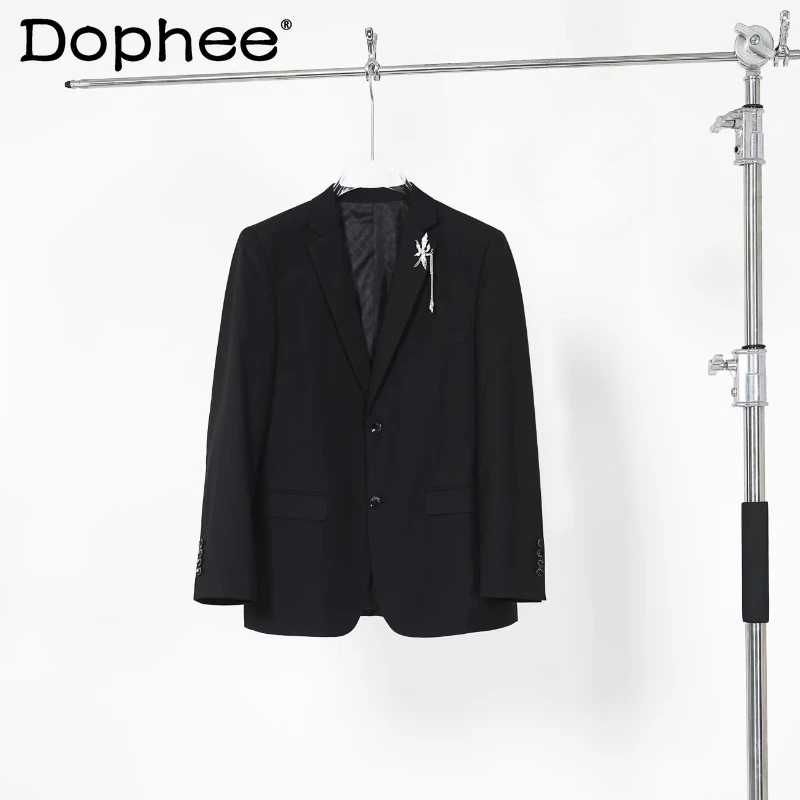 

High-End Suit Jackets Men 2025 Four Seasons Wear Shoulder Pads Long Sleeve Tailored Coats Masculinity Metal Decoration Blazers